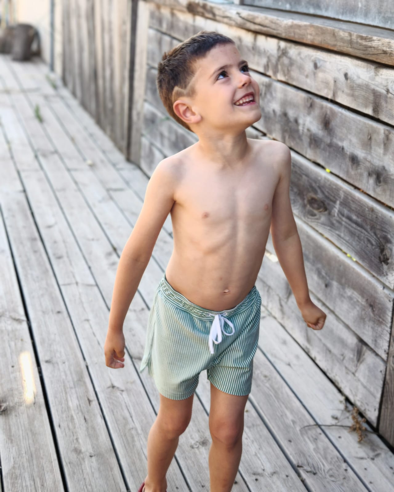 Beige anti-UV swim shorts