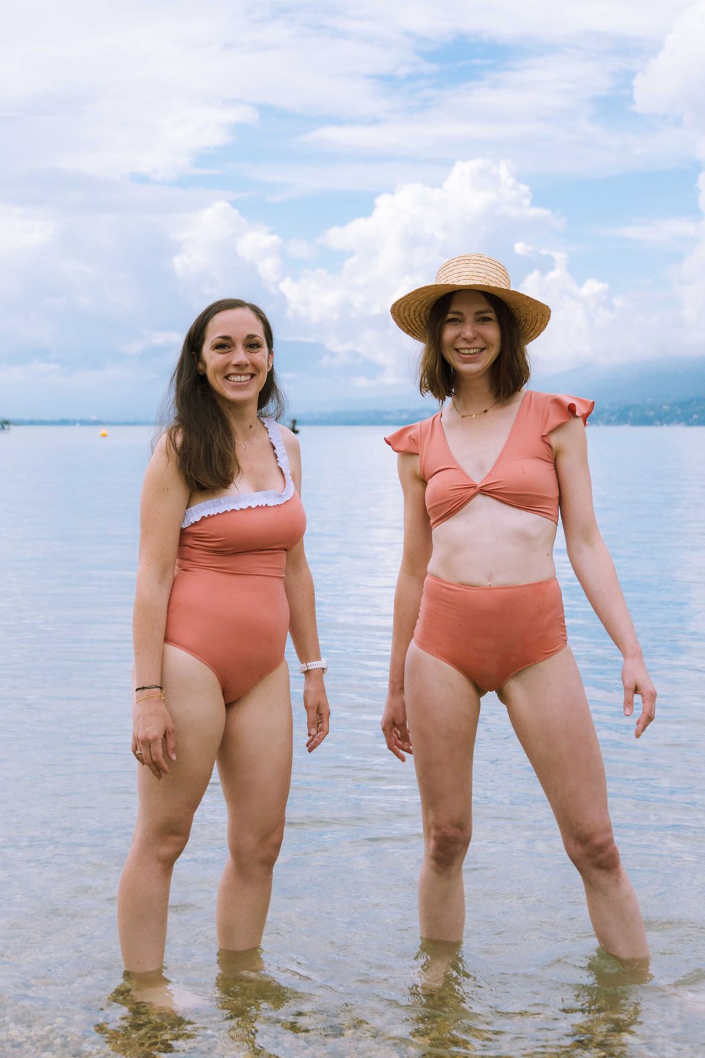 Women's anti-UV swimsuit top
